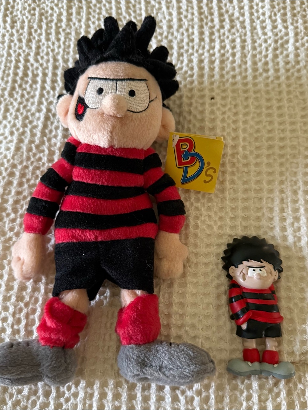 Dennis the Menace Red & Black Striped Plush with Mini magnet figure